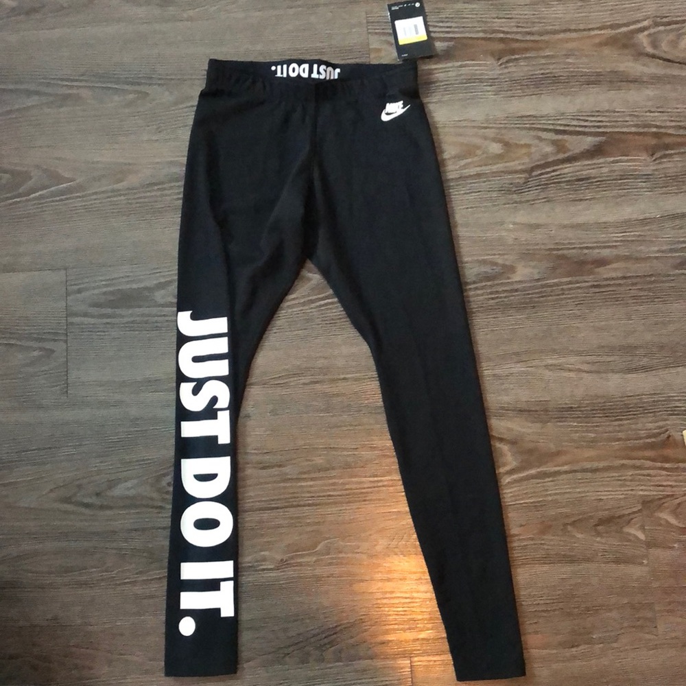 Nike leggings